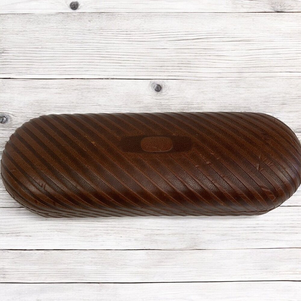 Oakley Clamshell Glasses/Sunglasses Protective Case Brown Leather